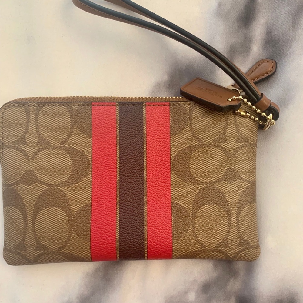 Coach Wristlet - Picture 3 of 5